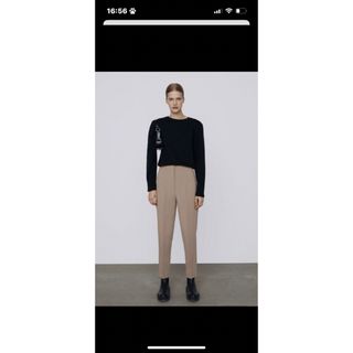 ザラ(ZARA)のZARAベージュオシャレパンツ(カジュアルパンツ)