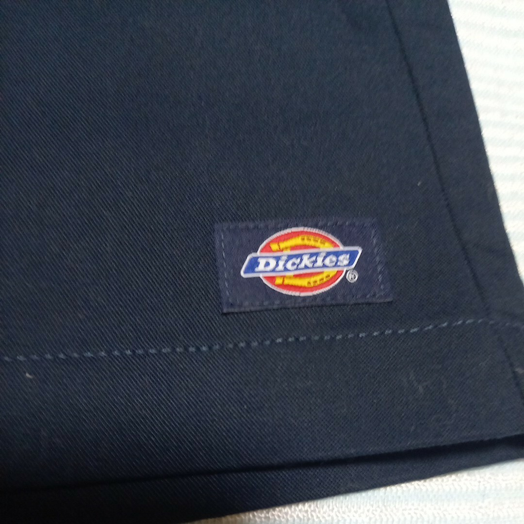 Dickies(ディッキーズ)の新品☆ハーフパンツ Dickies ディッキーズ　紺色 短パン レディースのパンツ(ハーフパンツ)の商品写真