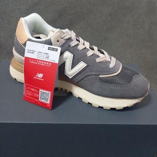 new balanceスニーカー　新品　WR996　ニューバランス25