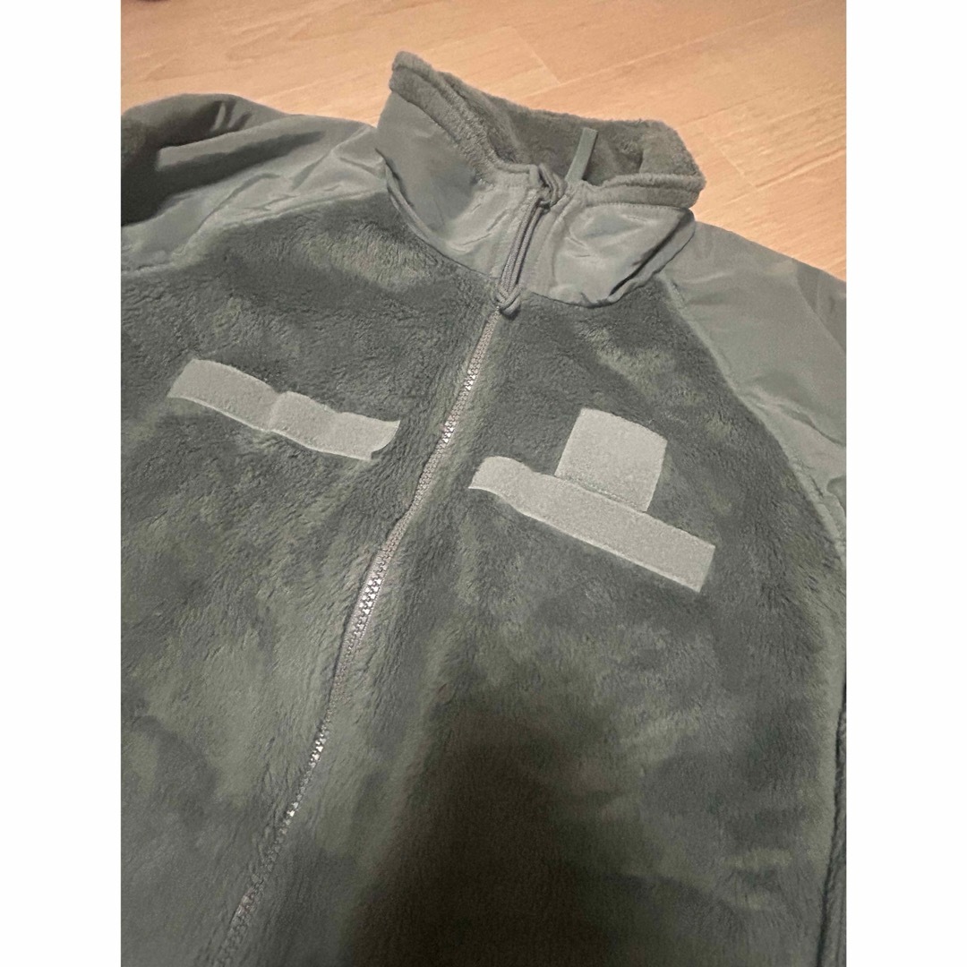 MILITARY(ミリタリー)の美品 USA製 米軍実物 GEN III POLARTEC FLEECE L-R メンズのジャケット/アウター(ミリタリージャケット)の商品写真