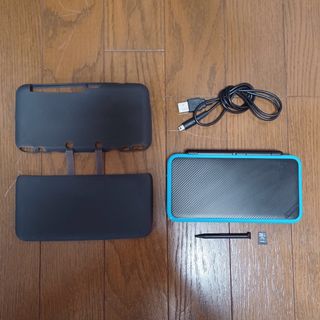 ニンテンドー2DS(ニンテンドー2DS)のnewニンテンドー2DS LL ブラック×ターコイズ 中古(携帯用ゲーム機本体)