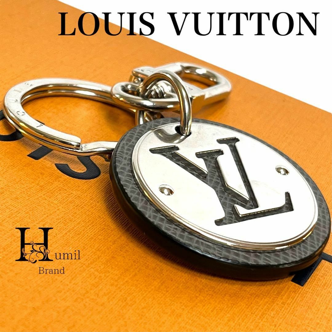 LOUIS VUITTON(ルイヴィトン)の【美品】 ルイ ヴィトン キーリング M00477 タイガ メタル グラシエ メンズのファッション小物(キーホルダー)の商品写真