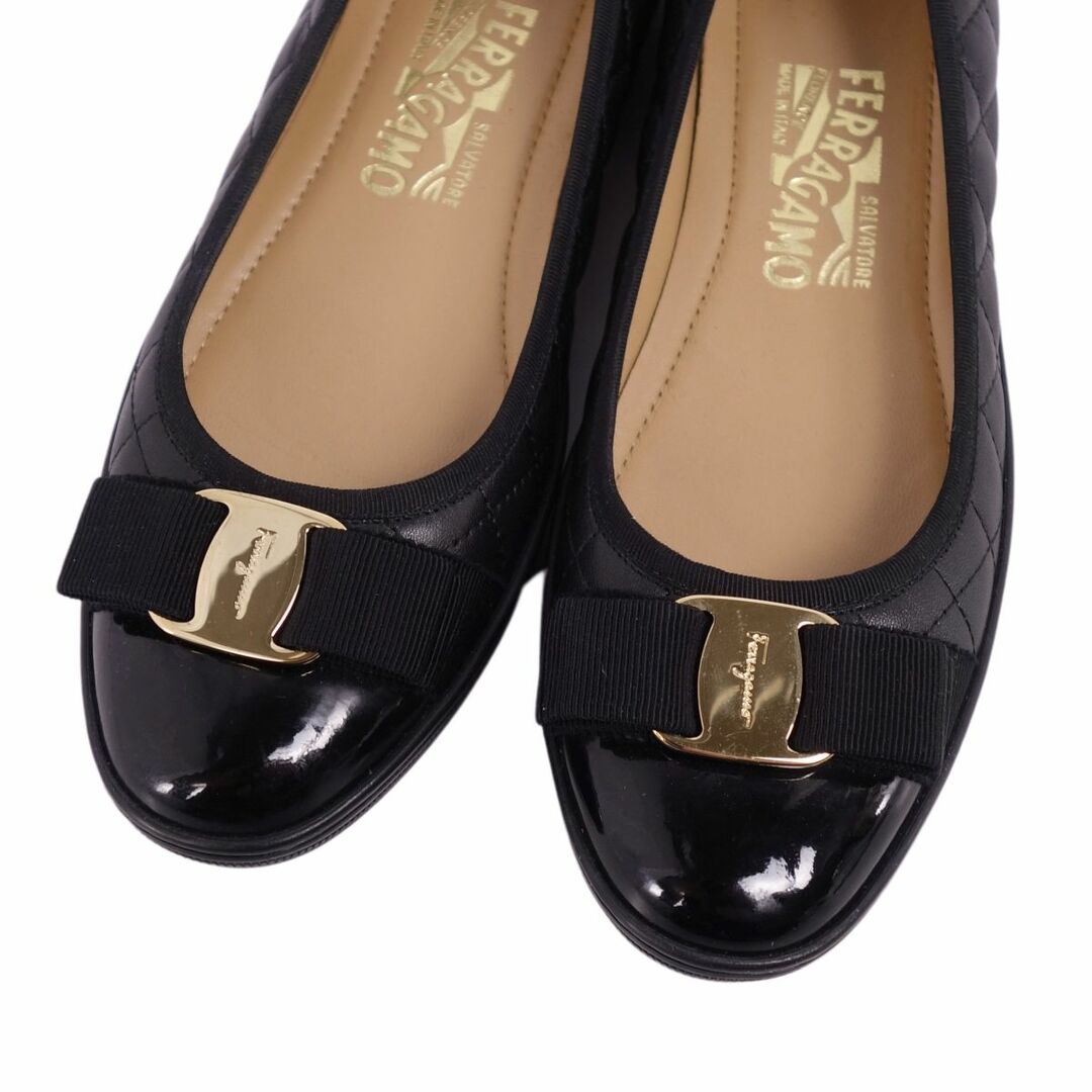 美品 サルヴァトーレ フェラガモ Salvatore Ferragamo パンプス フラット ヴァラ キルティング レザー シューズ レディース 7.5M(25cm相当) ブラック 美品 サルヴァトーレ フェラガモ Salvatore Ferragamo パンプス フラット ヴァラ キルティング レザー シューズ レディース 7.5M(25cm相当) ブラック