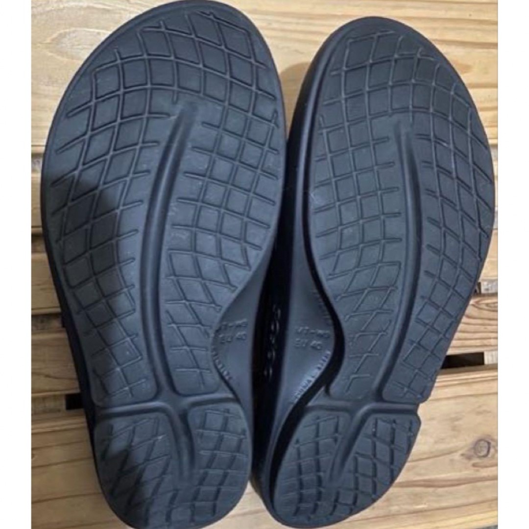 OOFOS(ウーフォス)のウーフォス リカバリーサンダル　26cm EU40 M7 W9 メンズの靴/シューズ(サンダル)の商品写真