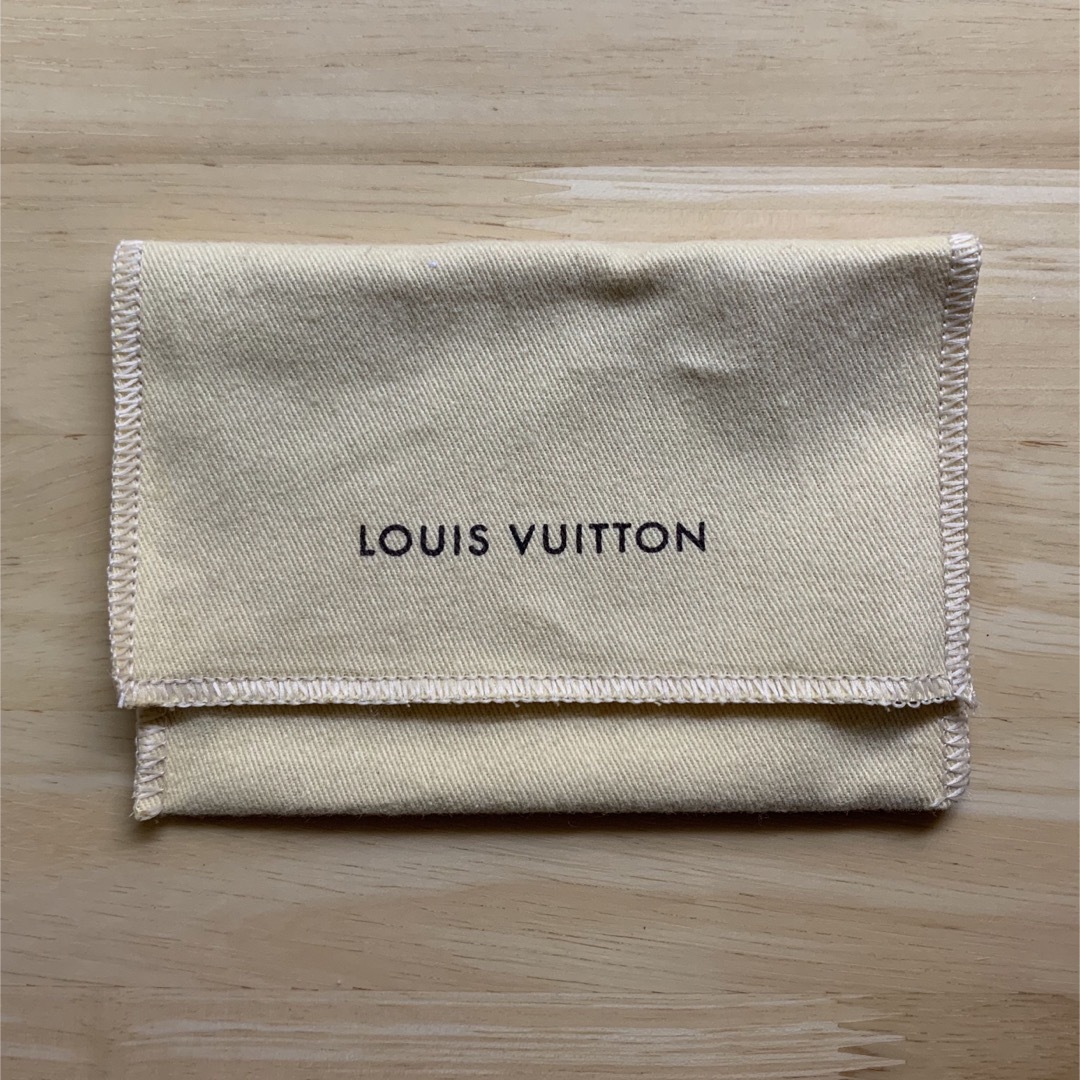 LOUIS VUITTON(ルイヴィトン)のLOUIS VUITTON    箱 レディースのバッグ(ショップ袋)の商品写真