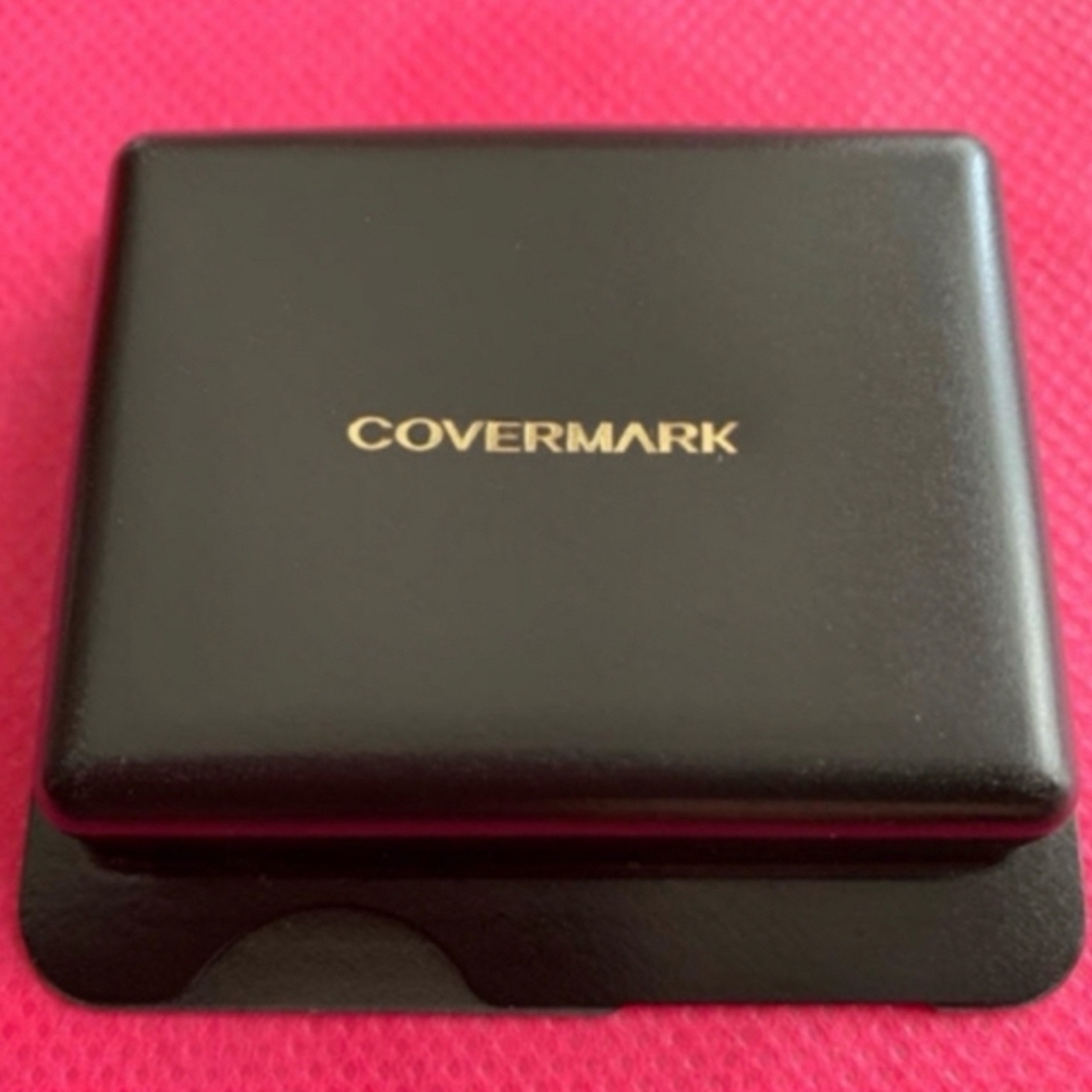 COVERMARK(カバーマーク)の❤️新品未使用　カバーマーク　フローレスフィット　ファンデーション　サンプル1コ コスメ/美容のベースメイク/化粧品(ファンデーション)の商品写真