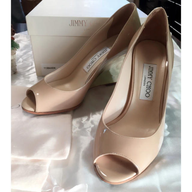 JIMMY CHOO(ジミーチュウ)のジミーチュウ✨オープントューパテント23.5cm レディースの靴/シューズ(ハイヒール/パンプス)の商品写真