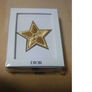 クリスチャンディオール(Christian Dior)のDior  ノベルティ　スター　ピンバッジ(ブローチ/コサージュ)