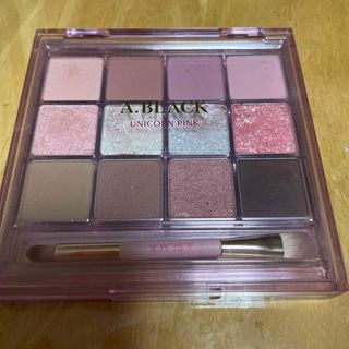 クリオ(CLIO)のA.BLACK アイシャドウ　04unicorn pink クリオ(アイシャドウ)