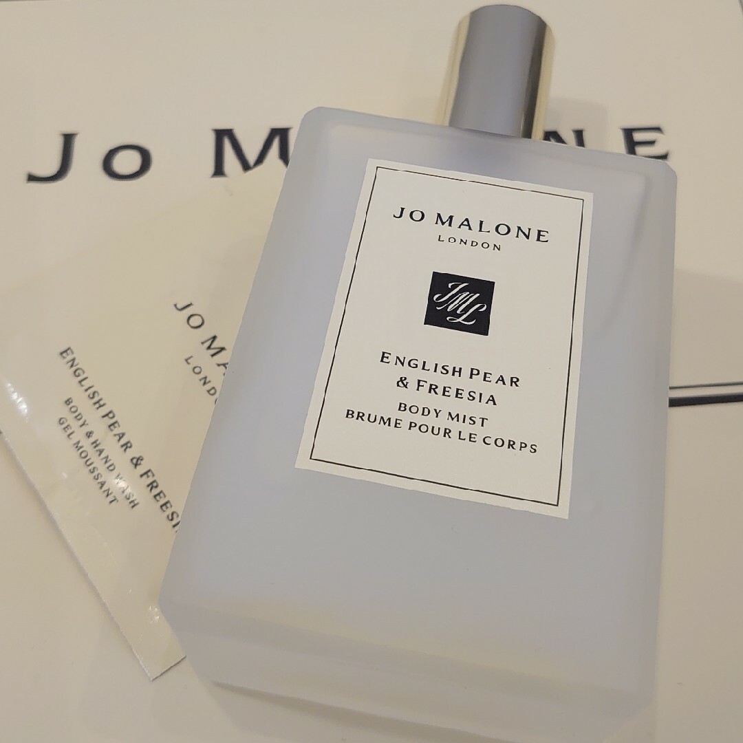 Jo Malone(ジョーマローン)のJo MALONE 新品未使用 イングリッシュペアー&フリージア ボディ ミスト コスメ/美容のボディケア(ボディローション/ミルク)の商品写真