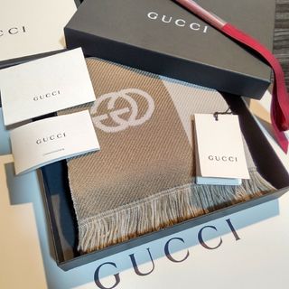 グッチ(Gucci)の❤美品箱付き❤GUCCI マフラー ストール ショール スカーフ❤ベージュ❤(マフラー)