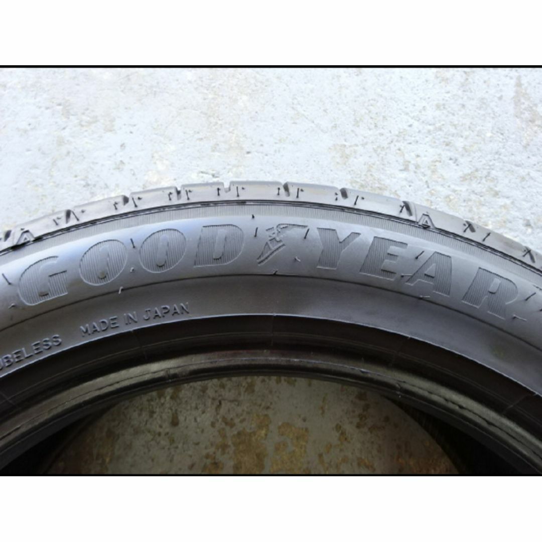 Goodyear(グッドイヤー)の8.5分山以上グッドイヤーイーグルRVF ECO215/55R17中古2本セット 自動車/バイクの自動車(タイヤ)の商品写真