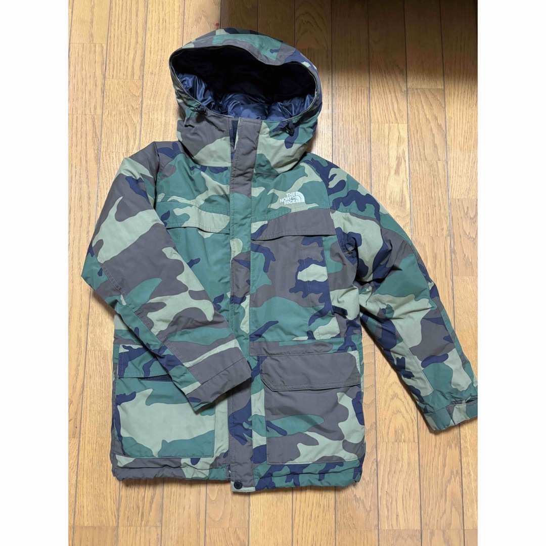 THE NORTH FACE(ザノースフェイス)のダウン キッズ/ベビー/マタニティのキッズ服男の子用(90cm~)(コート)の商品写真