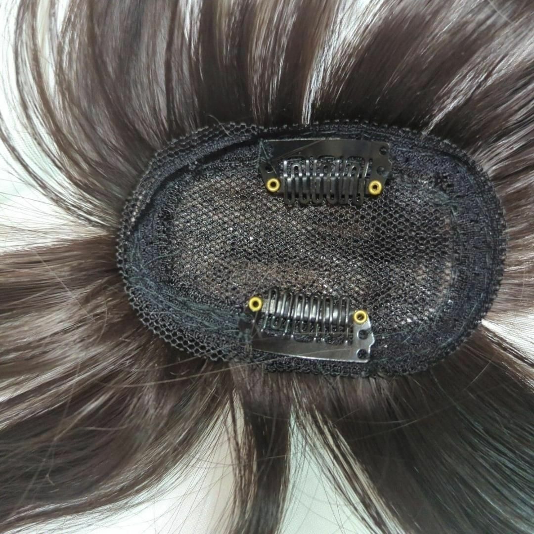 前髪ウィッグ　ブラックブラウン　ふんわりカール　人工毛　頭頂部 つけ毛　クリップ レディースのウィッグ/エクステ(前髪ウィッグ)の商品写真