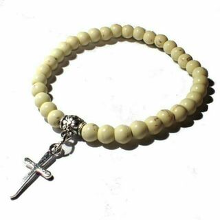 十字架　クロスモチーフ　天然石　パール色　ベージュ　ビーズ　ブレスレット　数珠(ブレスレット)