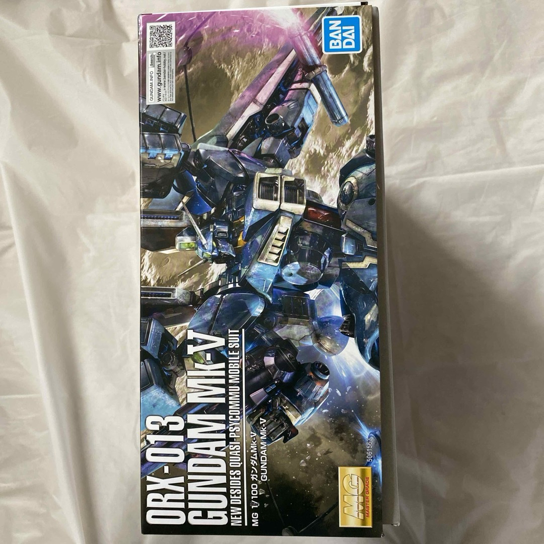 BANDAI(バンダイ)のMG1/100 ORX-013 ガンダムMk-V  エンタメ/ホビーのおもちゃ/ぬいぐるみ(模型/プラモデル)の商品写真