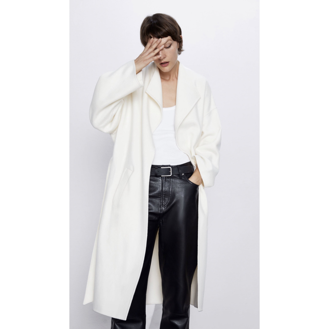 ZARA(ザラ)の美品　ベルト付きウールコート　ガウンコート レディースのジャケット/アウター(ロングコート)の商品写真