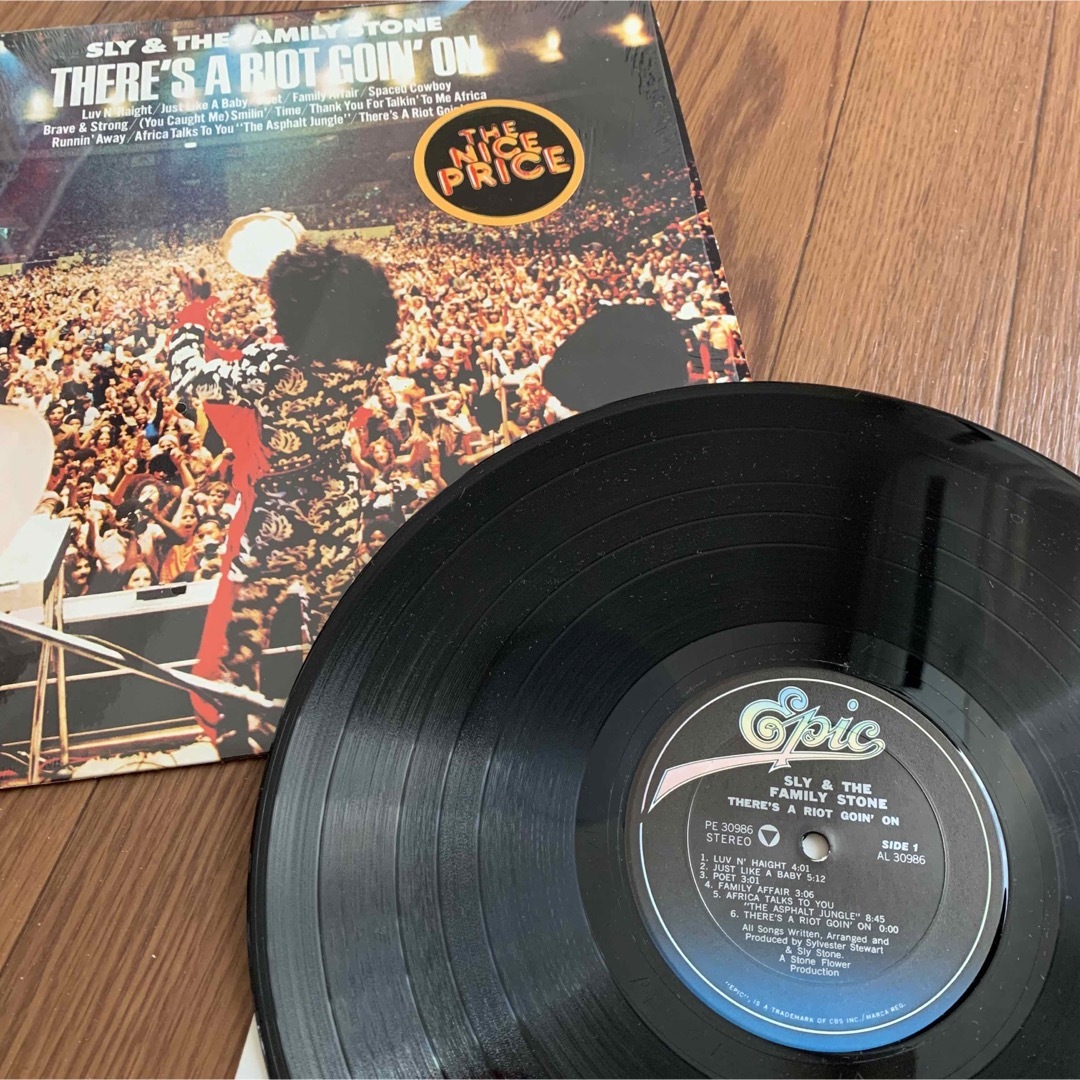 Sly & The Family Stone レコード エンタメ/ホビーのCD(ポップス/ロック(洋楽))の商品写真