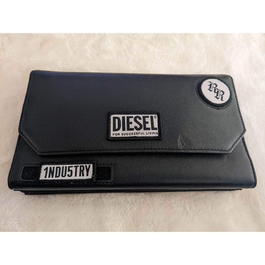 DIESEL(ディーゼル)の【美品・大容量】DIESEL　ディーゼル　ショルダーウォレット　マジックパッチ メンズのファッション小物(長財布)の商品写真