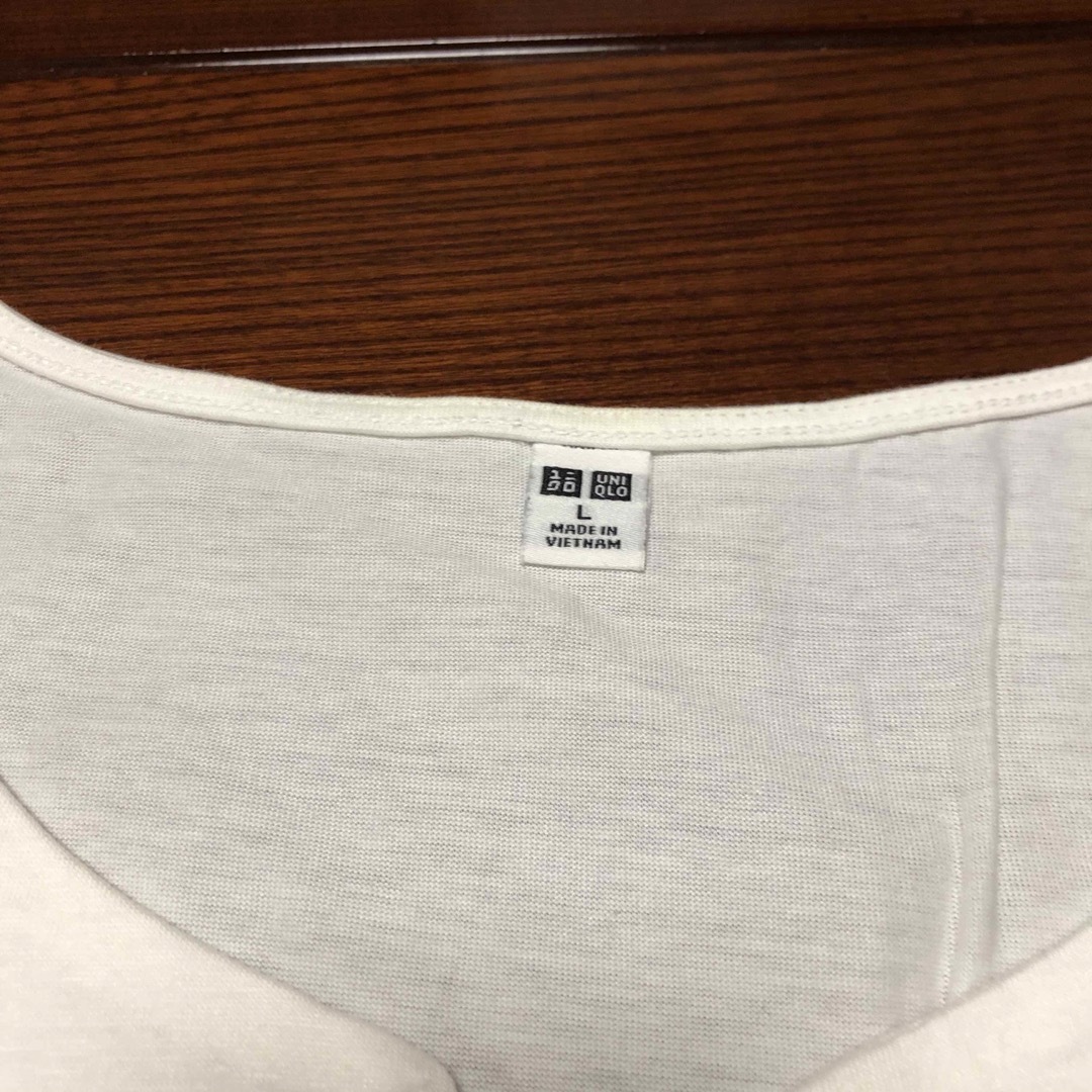 UNIQLO(ユニクロ)のUNIQLO カットソー レディースのトップス(Tシャツ(半袖/袖なし))の商品写真