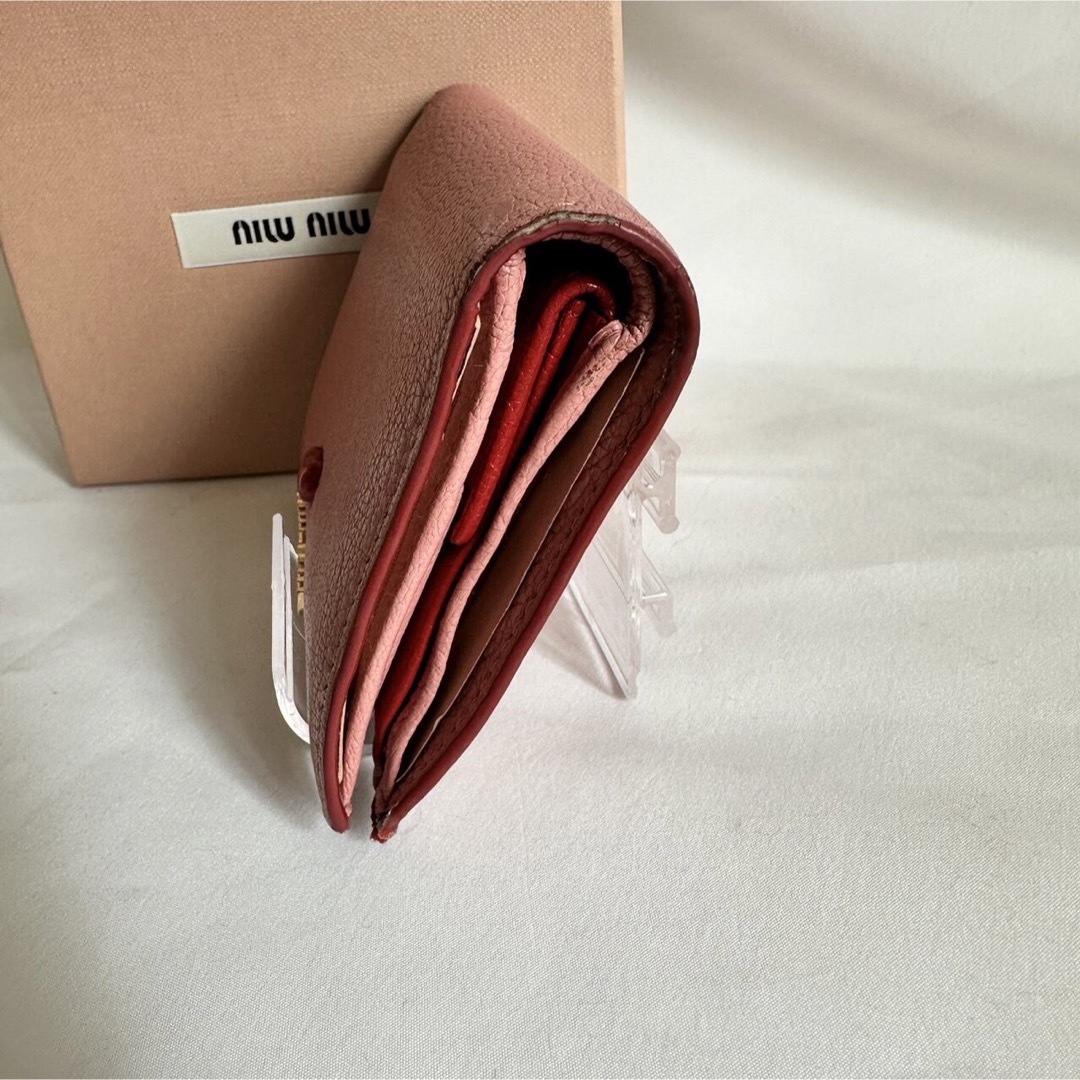 MIU MIU - 【人気】miumiu 財布 ピンク ミュウミュウ ウォレット MIU MIU - 【人気】miumiu 財布 ピンク ミュウミュウ ウォレット