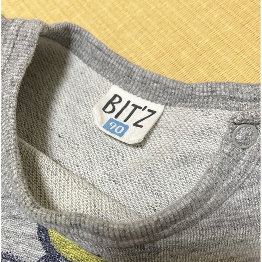 Bit'z(ビッツ)のBIT’Z 薄手トレーナー90サイズ キッズ/ベビー/マタニティのキッズ服男の子用(90cm~)(Tシャツ/カットソー)の商品写真
