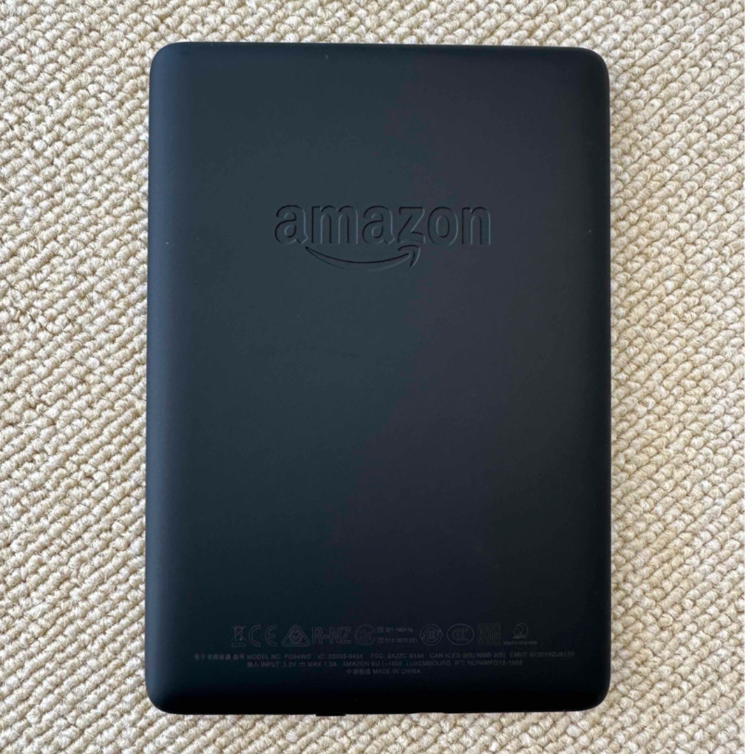 Amazon(アマゾン)のKindle Paperwhite 第10世代　カバー付き スマホ/家電/カメラのPC/タブレット(電子ブックリーダー)の商品写真