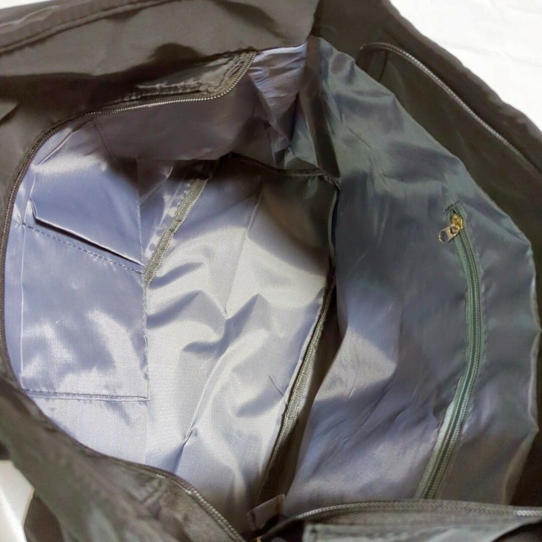 大容量　トートバッグ　通勤 通学　ママバッグ ナイロン A4　撥水 ブラック レディースのバッグ(トートバッグ)の商品写真