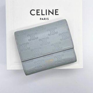 セリーヌ(celine)の【限定品】セリーヌ　トリオンフ　型押し　スモール　トリフォールドウォレット　水色(財布)