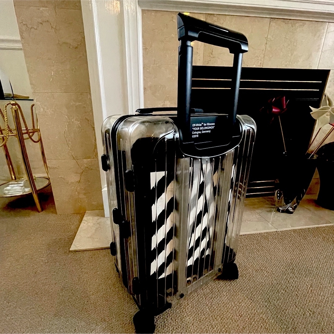 RIMOWA(リモワ)の専用 激レア OFF-WHITE RIMOWA リモワ キャリーケース メンズのバッグ(トラベルバッグ/スーツケース)の商品写真