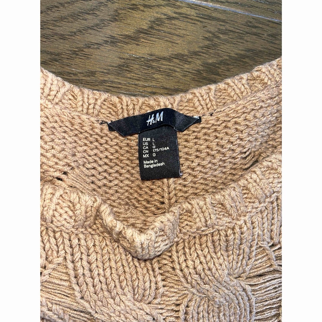 H&M(エイチアンドエム)のH&M  編み込み　セーター レディースのトップス(ニット/セーター)の商品写真