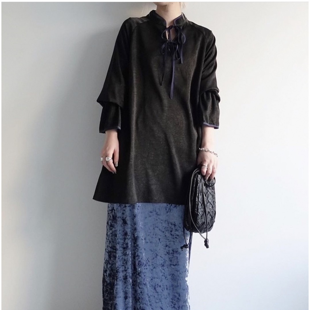 Marte(マルテ)のmarte sahara piping silky dress 黒 レディースのトップス(カットソー(長袖/七分))の商品写真