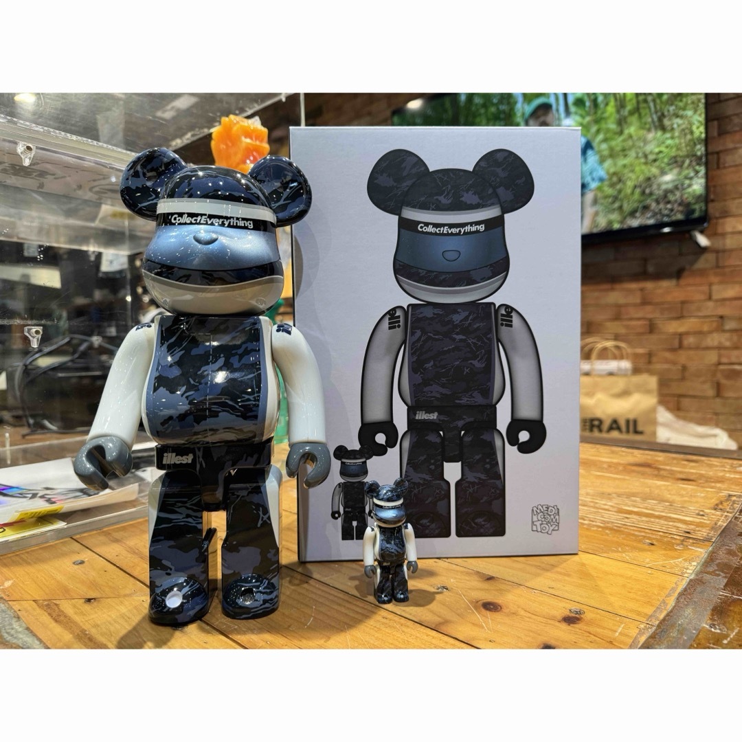 ベアブリック　海外限定品　illest  Bearbrick  フィギュア エンタメ/ホビーのフィギュア(その他)の商品写真