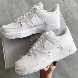 ナイキ(NIKE)のナイキ エアフォース 1 '07 SE NIKE W AIR FORCE 1(スニーカー)