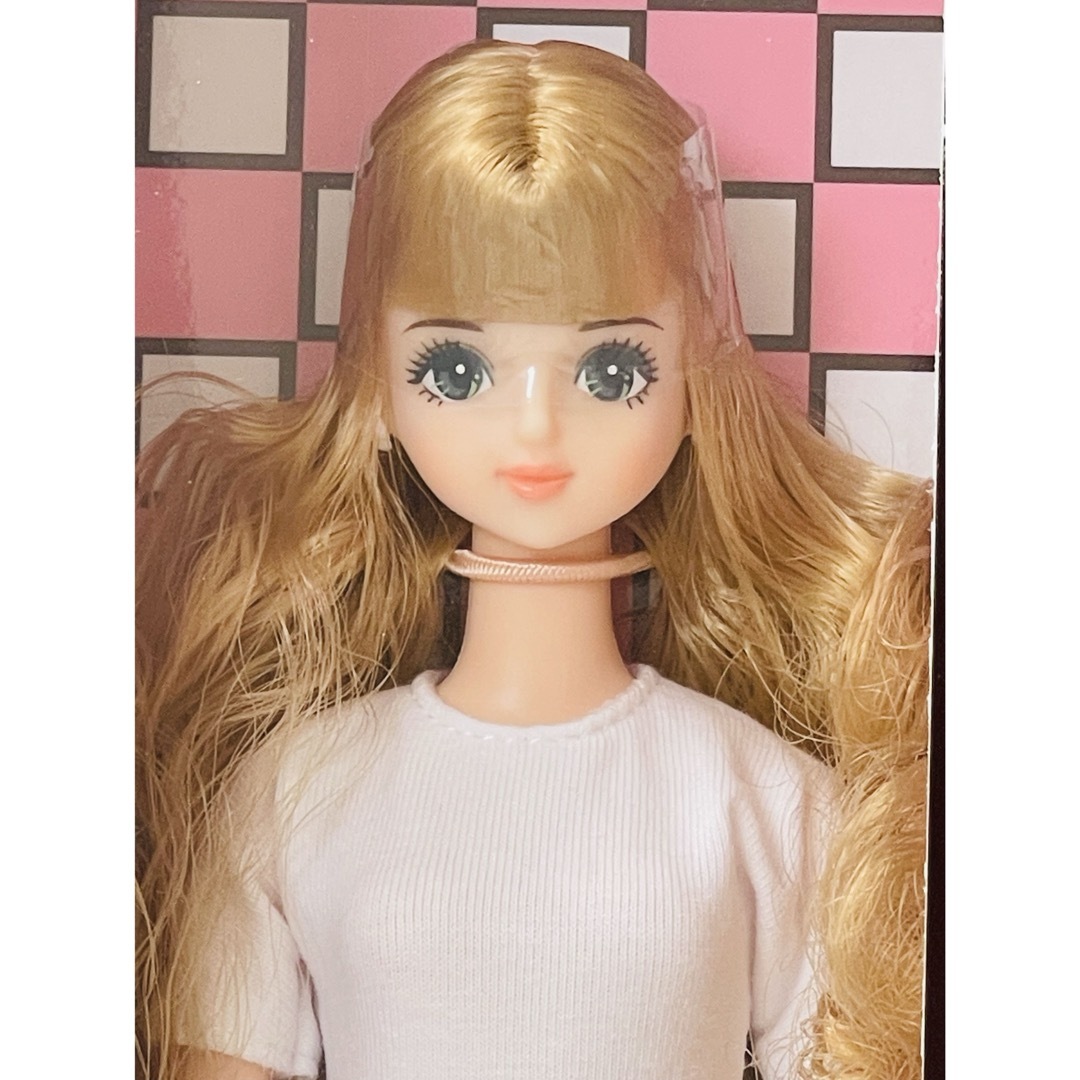 優待特典一覧 2022年日本橋BASICモデル ジェニー リカちゃんキャッスル 人形