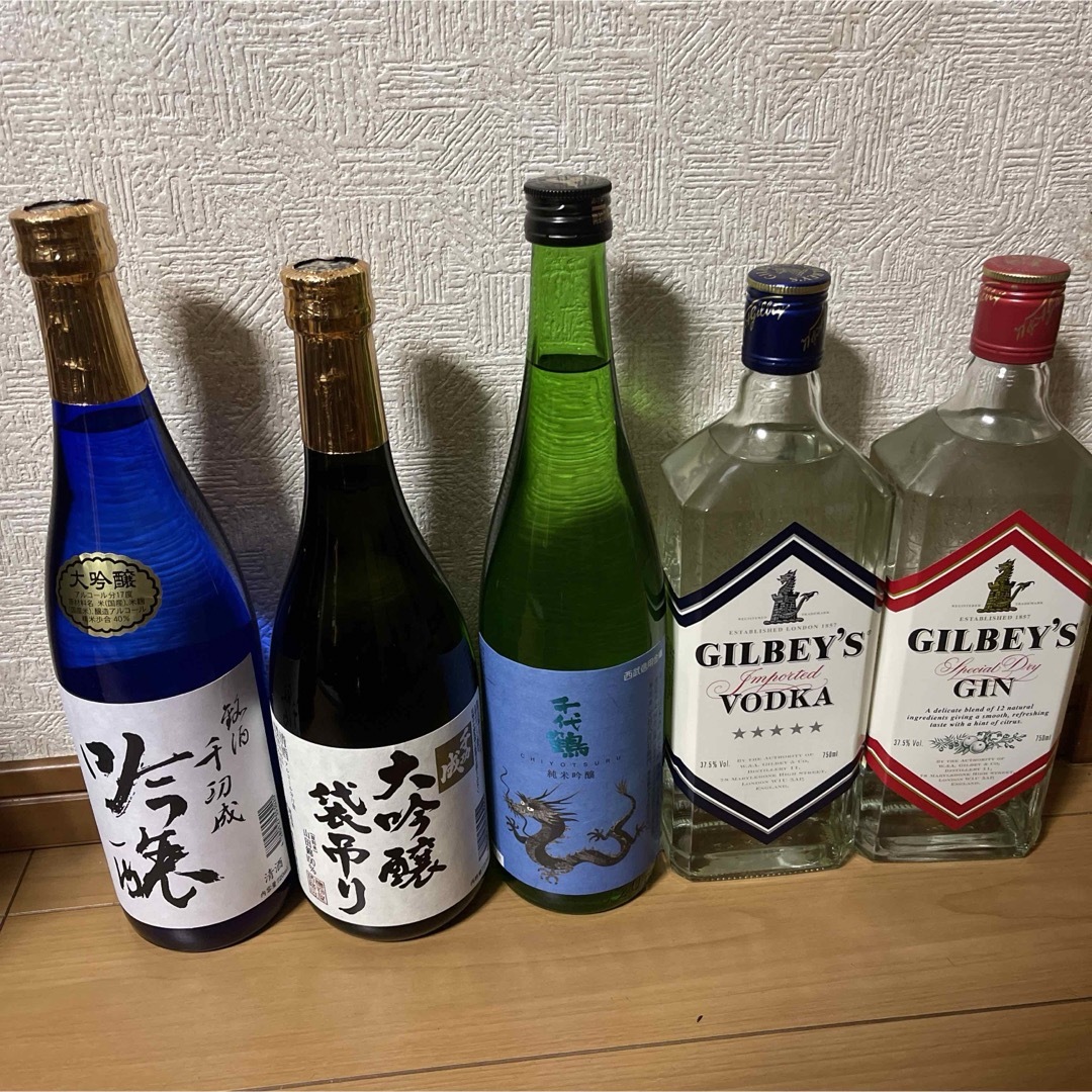  ギルビー ウォッカ　ジン　日本酒　島根ワイン 食品/飲料/酒の酒(その他)の商品写真