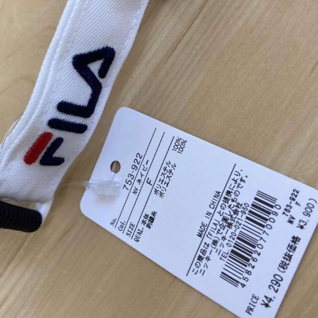 FILA(フィラ)のフィラ　ゴルフ　レディース　ホワイト　ロゴ　無地　サンバイザー　ネイビー スポーツ/アウトドアのゴルフ(ウエア)の商品写真