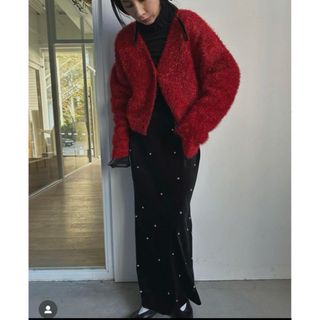 アメリヴィンテージ(Ameri VINTAGE)のUND STUDS VELOUR PENCIL SKIRT(ロングスカート)