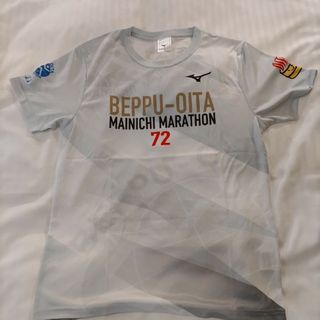 ミズノ(MIZUNO)の第72回別府大分毎日マラソン記念Tシャツ（M）＆パンフレットセット(陸上競技)