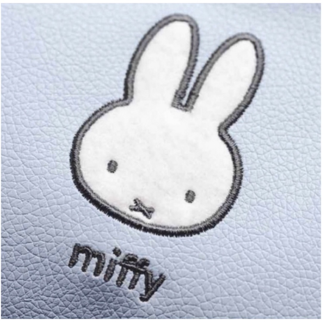 miffy(ミッフィー)のふわふわアップリケ  ミッフィーがかわいい レザー調 がま口ポーチ エンタメ/ホビーの雑誌(ファッション)の商品写真