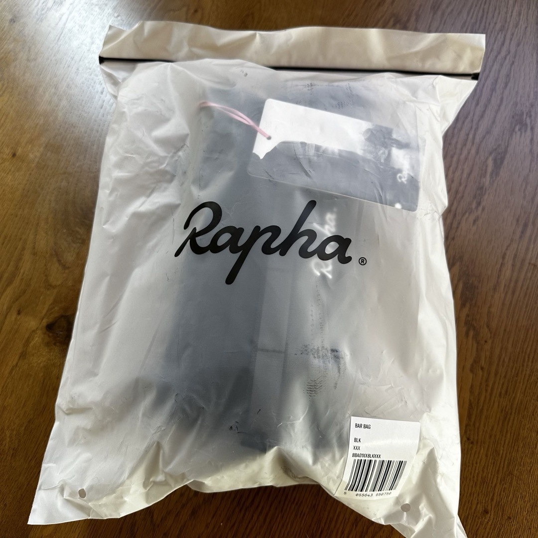 新品Rapha ラファハンドルバーバッグ バック　ブラック スポーツ/アウトドアの自転車(バッグ)の商品写真