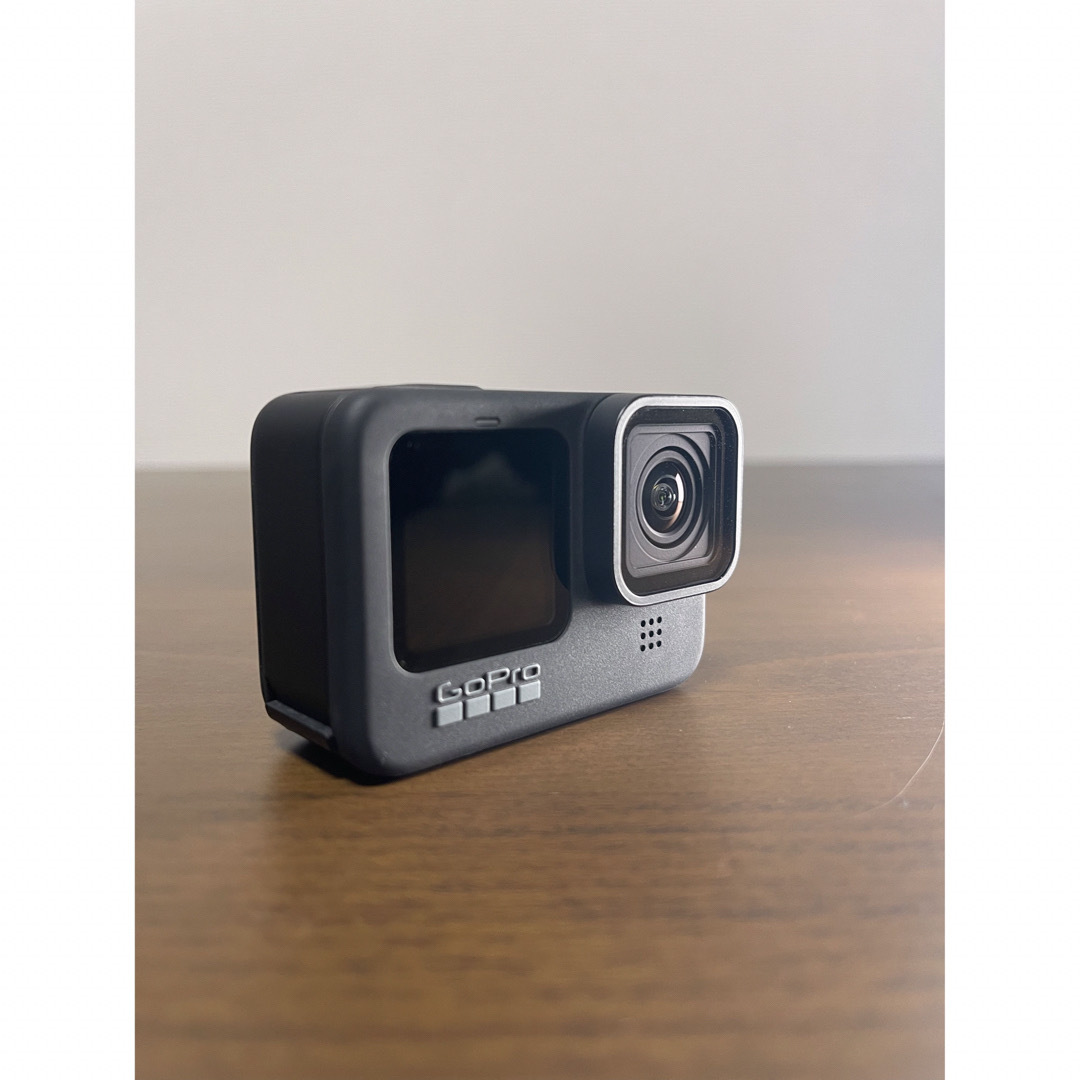 GoPro(ゴープロ)のGoPro HERO 9 BLACK【元箱保証書付き】 スマホ/家電/カメラのカメラ(ビデオカメラ)の商品写真