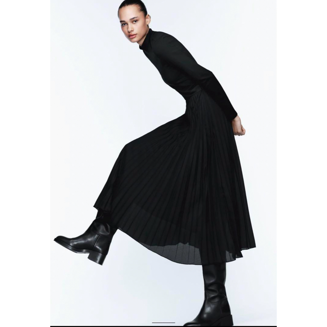 ZARA - 匿名配送 新品 ZARA L 2024 ロングワンピース ブラック ZARA - 匿名配送 新品 ZARA L 2024 ロングワンピース ブラック