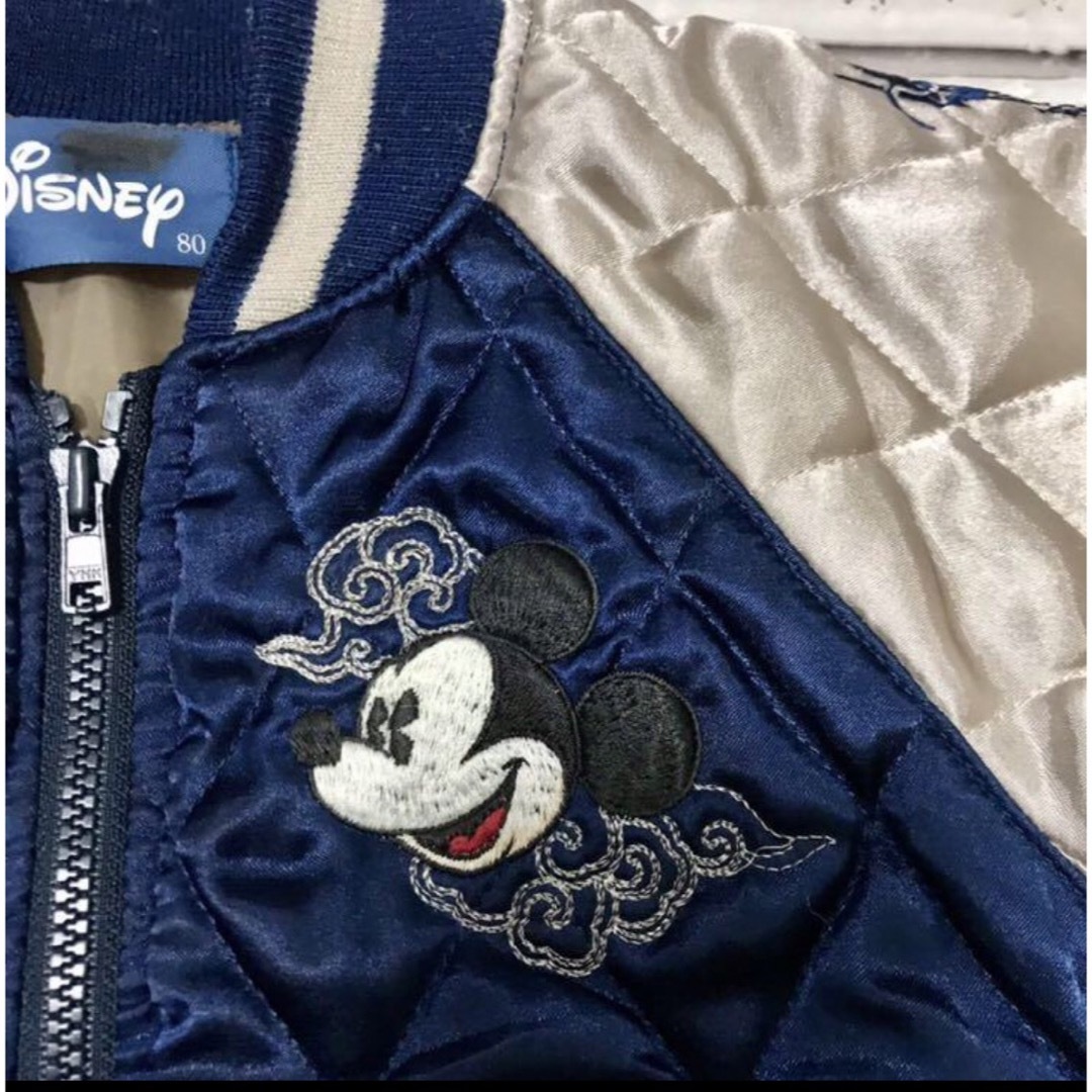 Disney(ディズニー)のディズニー　アウター　ミッキー　キルティングジャンパー　コート　ブルゾン　刺繍 キッズ/ベビー/マタニティのベビー服(~85cm)(ジャケット/コート)の商品写真
