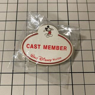 ディズニー(Disney)の海外ディズニー キャスト限定 ネームタグ型ピンバッジ WDW　CAST(その他)