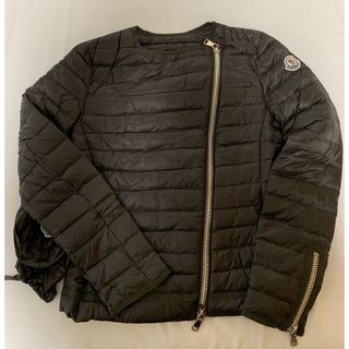 MONCLER(ダウンジャケット ・ グリーン・カーキ/緑色系)の MONCLER(ダウンジャケット ・ グリーン・カーキ/緑色系)の