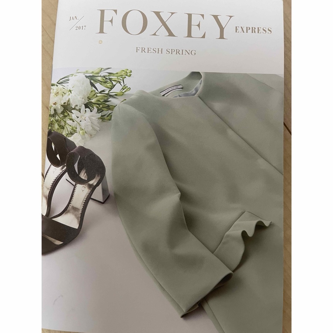 FOXEY(フォクシー)の最終価格　Foxey ♡ 大人気　ミント色コート レディースのジャケット/アウター(スプリングコート)の商品写真