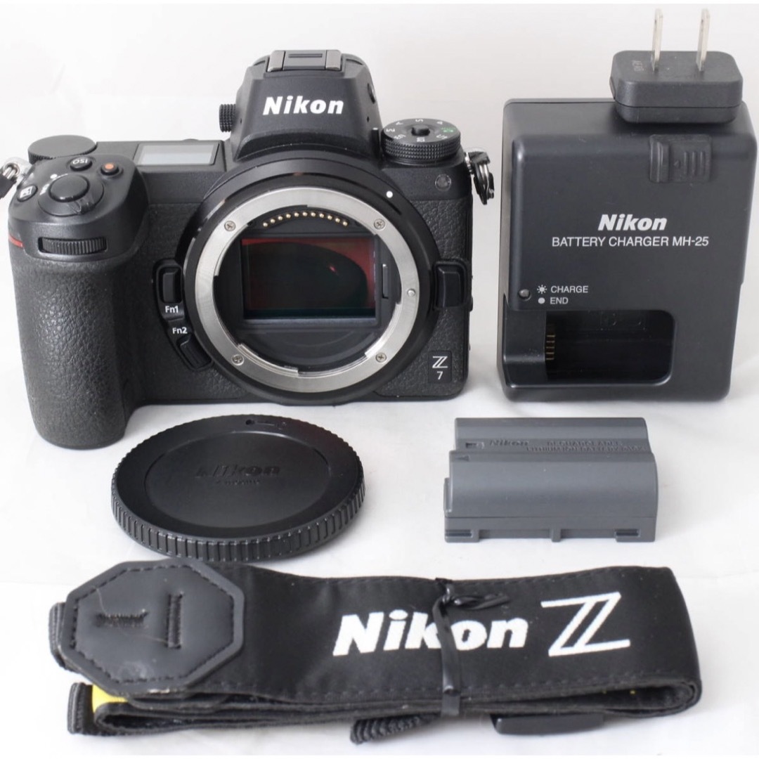 ☆美品・ショット数3839☆ Nikon ミラーレスカメラ一眼Z7ボディニコンカメラ