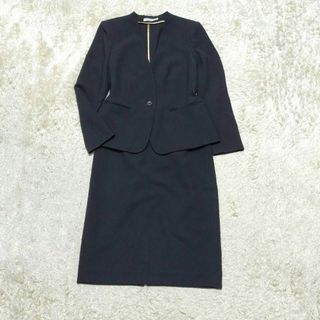 ベイジ(BEIGE,)の大人気✨ベイジ　ノーカラージャケットセットアップ　スカート(スーツ)