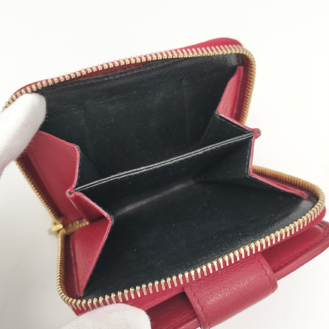 Yves Saint Laurent(イヴサンローラン)の極美品✨イヴサンローラン　折り財布　コンパクト レディースのファッション小物(財布)の商品写真